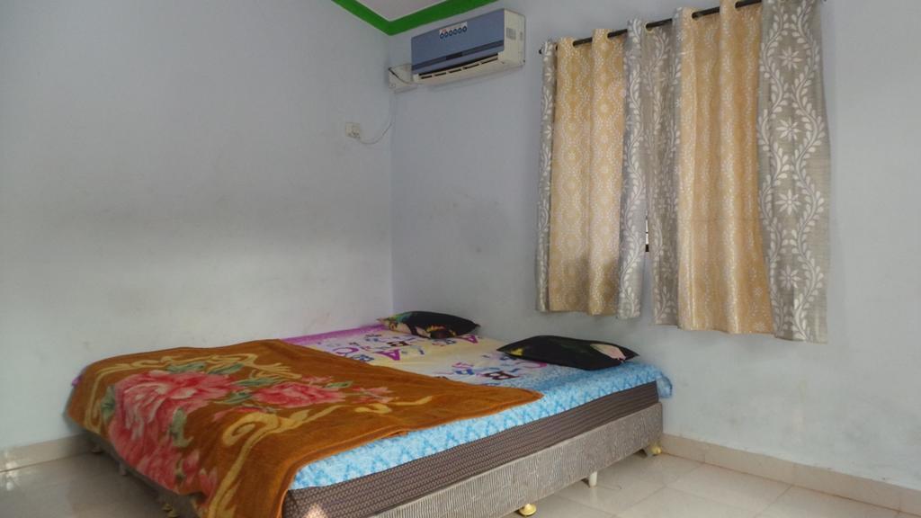 J.S Holiday Guest House Calangute Exterior photo